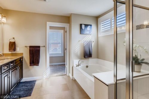 1710 Bluewater Ln, Saint Paul MN  55129-6236 exterior