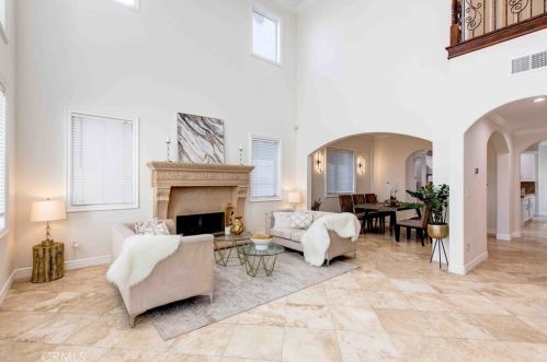 4719 Tobias Ave, Van Nuys CA  91403-2826 exterior