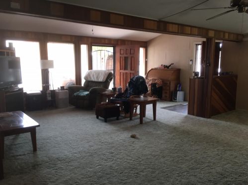 619 Pine St, Valley Home, CA 95361-2950