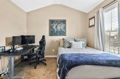 95 Cliffhaven Cir, Newnan GA  30263-5773 exterior