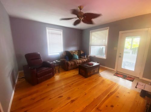 121 Conwell St, Aurora, IN 47001-1109
