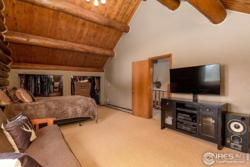 585 Redstone Dr, Bellvue CO 80512-6309 exterior