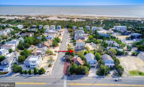 3 15th St, Barnegat Light, NJ 08006-1541