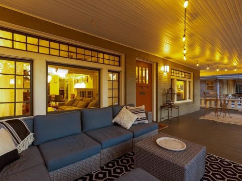 2237 6th Ave, Fort Worth, TX 76110-1807