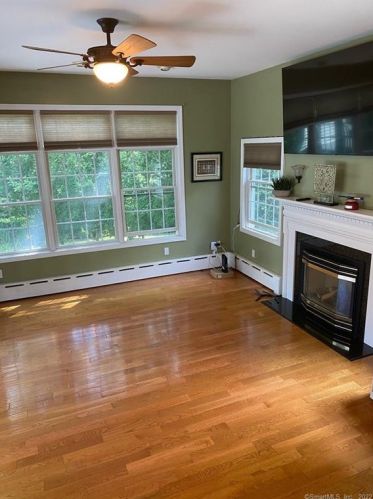 140 Hoerle Blvd, Torrington CT  06790-3243 exterior