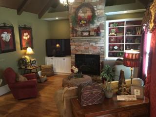 132 Blazing Ridge Way, Acworth, GA 30101-2614