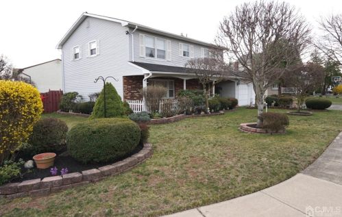 103 Rodak Cir, Edison, NJ 08817-4764