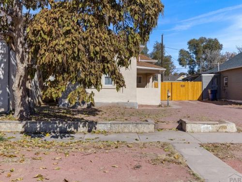 713 13th St, Pueblo, CO 81003-2152