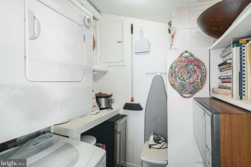 1336 Lombard St, Philadelphia PA  19147-1004 exterior