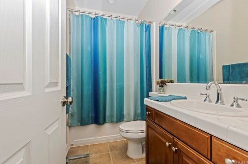 16107 Sierra Heights Dr, Riverside CA  92503-8413 exterior