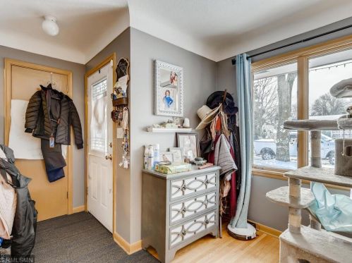 1005 Geranium Ave, Saint Paul MN  55106-2708 exterior