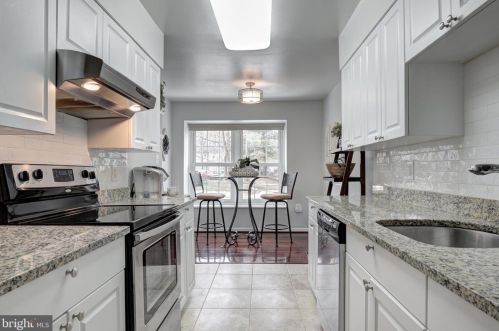 6369 Buffie Ct, Springfield VA  22015-3401 exterior