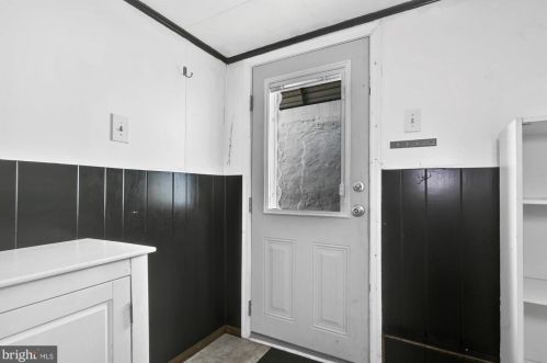 7 Pike St, Primrose PA  17901-8619 exterior