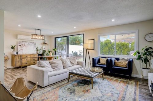 351 Kirkwall Rd, Glendora, CA 91740-5541