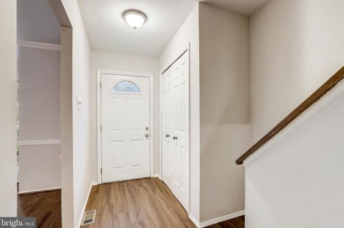7437 Setting Sun Way, Columbia, MD 21046-1261