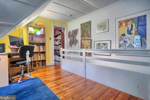 263 Walnut St, Carlisle PA  17013-3735 exterior