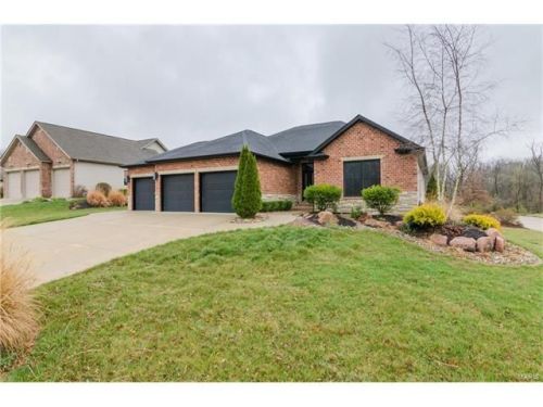 201 Sage Creek Dr, Fort Russell, IL 62010-1199