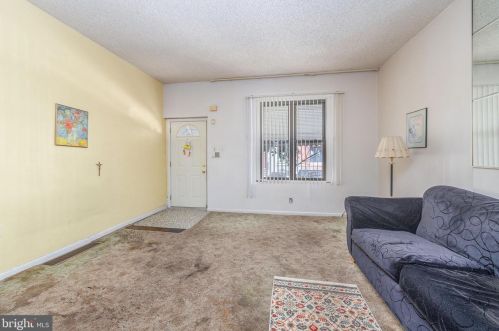 1424 Jackson St, Philadelphia PA  19145-3617 exterior