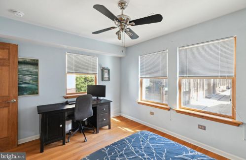 812 12 St, Philadelphia PA 19147-2624 exterior