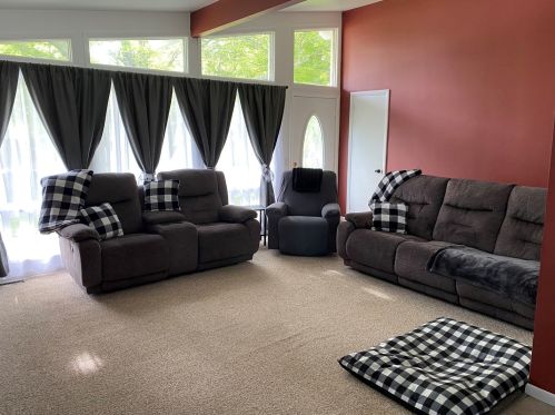252 Arseneau Rd, Kankakee, IL 60901-8046
