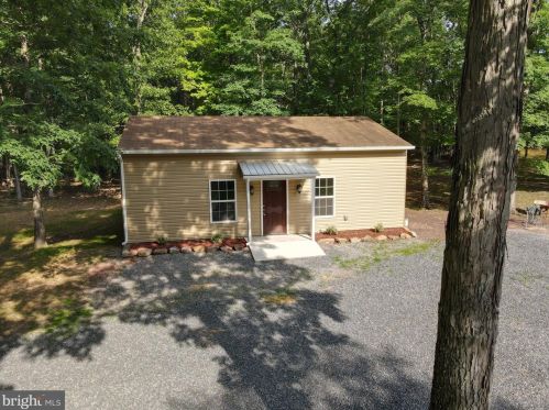 200 Ponds Ct, Berkeley Springs WV  25411-6514 exterior