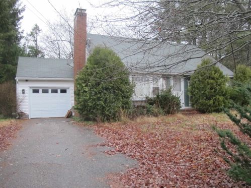 23 Lil Nor Ave, Somersworth, NH 03878-1907