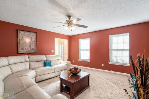 125 Edison Dr, Stockbridge GA  30281-2761 exterior