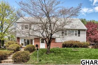 5800 Cushing Pl, Harrisburg, PA 17109-5656