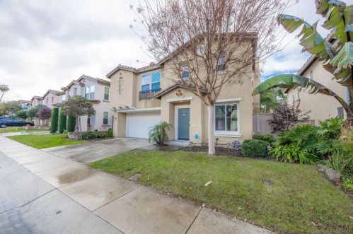 3977 Aliento Way, Oceanside, CA 92057-6467
