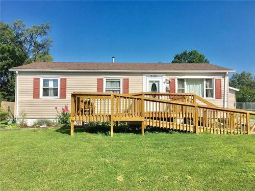 2101 Duquesne Dr, Springfield, OH 45506-3208