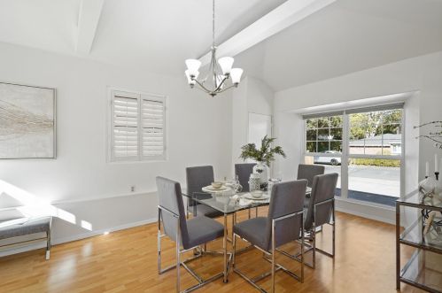 955 Lundy Ln, Los Altos CA 94024-5934 exterior