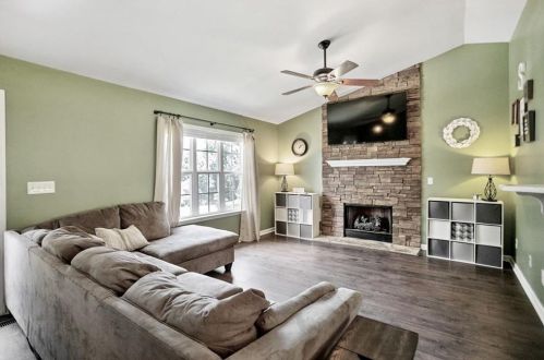 38 Pullman Ln, Dawsonville, GA 30534-6678