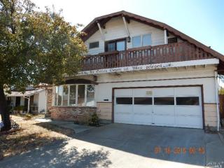 1960 Buckingham Dr, Fairfield CA  94533-1857 exterior