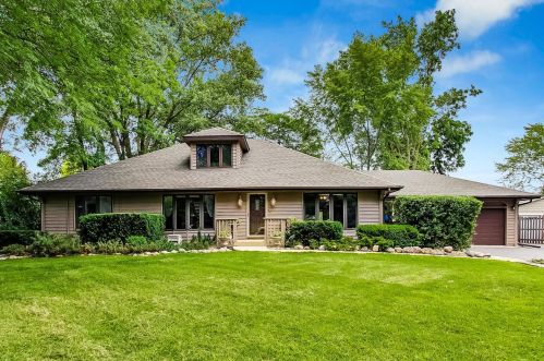 1149 Doe Rd, Palatine, IL 60067-1812
