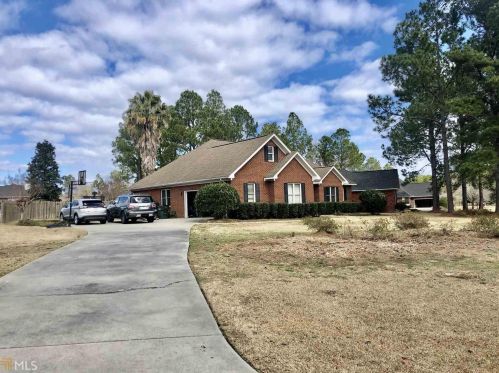 907 Pointer Rd, Statesboro, GA 30461-4492