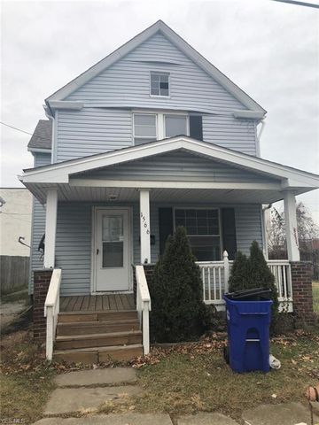 1566 102 St, Cleveland OH  44102-2514 exterior
