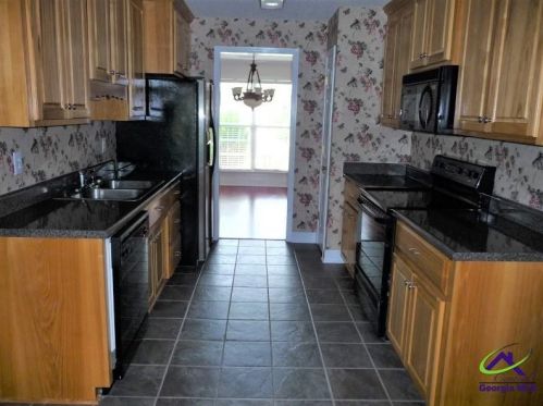 119 Southwind Dr, Kathleen GA  31047-3301 exterior