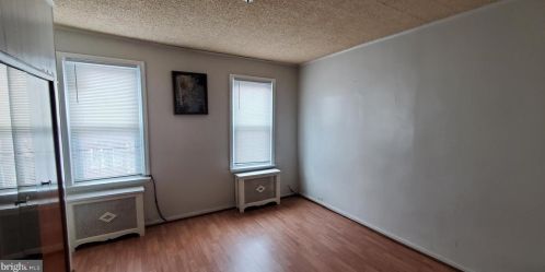 813 Jackson St, Philadelphia PA  19148-3107 exterior