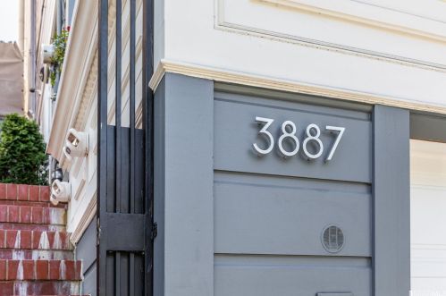 3887 18th St, San Francisco, CA 94114-2615