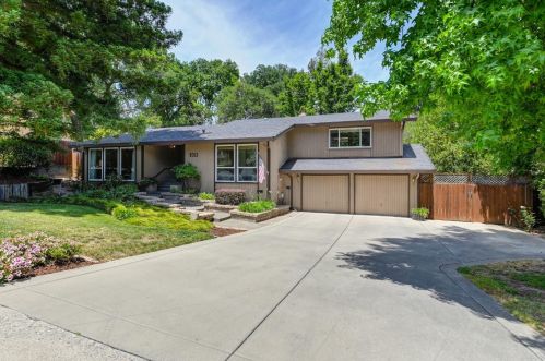 8312 Mercer Way, Fair Oaks, CA 95628-2713