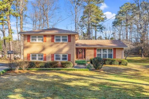 784 Mckenzie Ct, Atlanta, GA 30311-2301