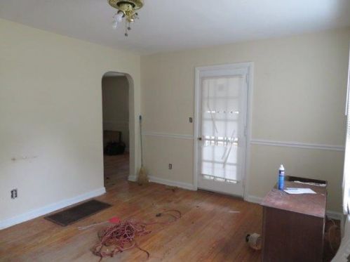 1663 Hadlock St, Atlanta GA  30311-4105 exterior