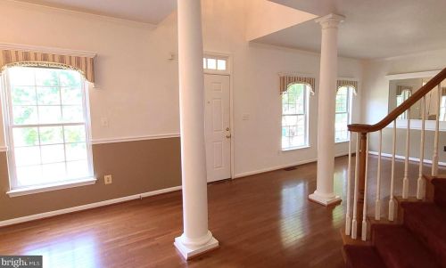 6141 Deer Ridge Trail Ct, Springfield, VA 22150-1051