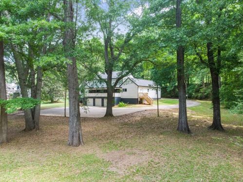 5000 Greentree Trl, Atlanta GA  30349-1736 exterior