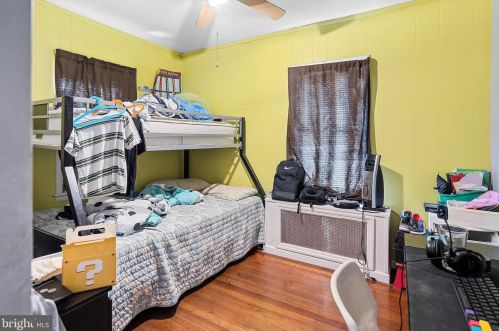 887 Lalor St, Trenton NJ  08610-6558 exterior