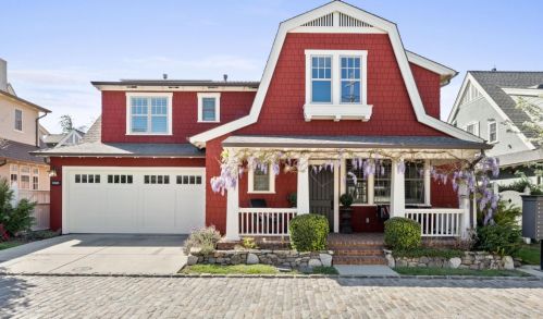 16535 Grant Bishop Ln, Los Gatos, CA 95032-4563