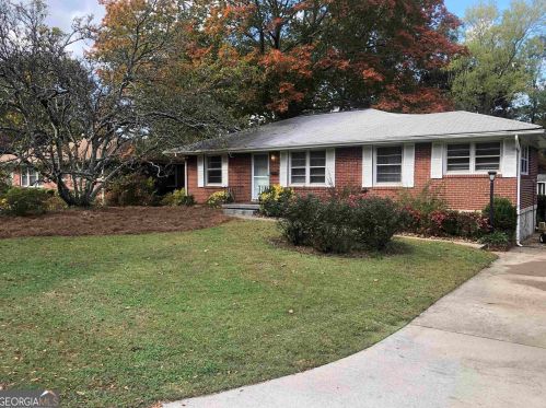 808 Springvalley Dr, Forest Park, GA 30297-1363