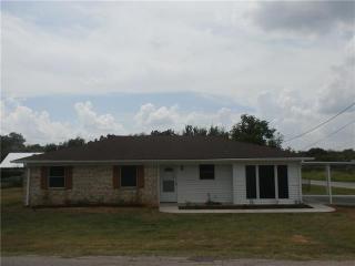 300 Daisy Dr, Granbury, TX 76049-8229