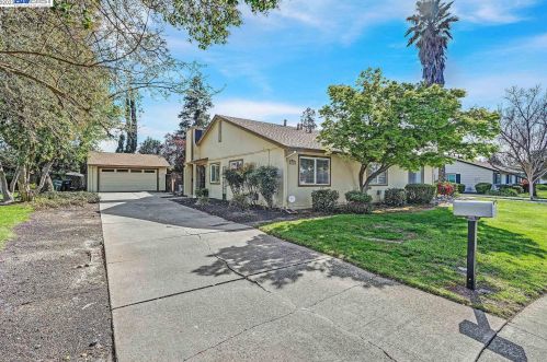 1569 Buttercup Ct, Livermore, CA 94551-6718
