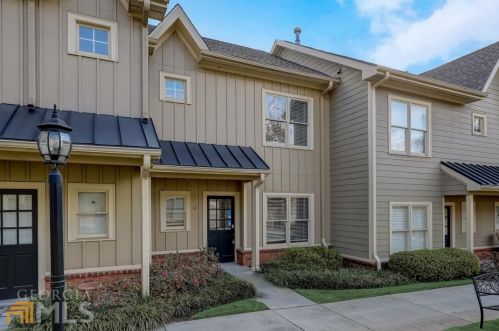 1516 Howell Mill Rd, Atlanta GA  30318-3165 exterior